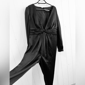 IEENA for MacDuggal  Jumpsuit  Long Sleeves Deep V-Neck size 14 Black